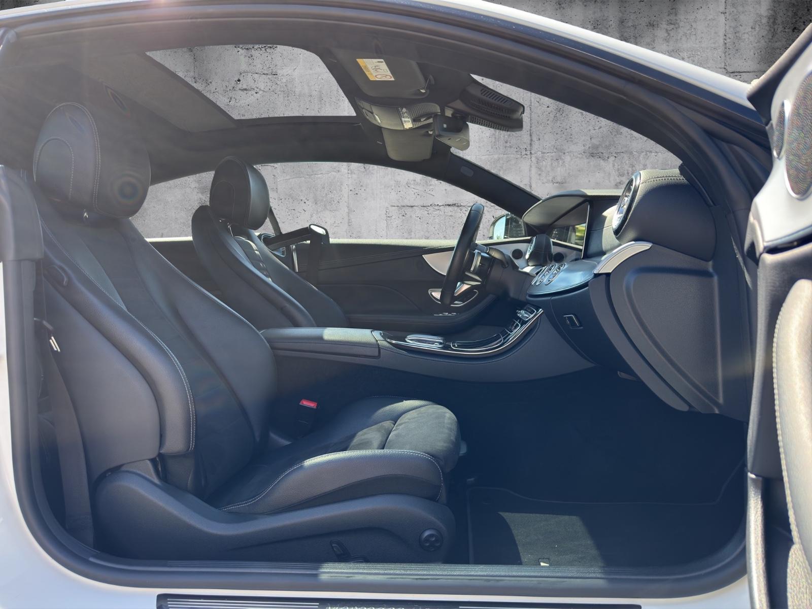 Mercedes-Benz E Coupe E 220 d, AMG-Line, Pano, MBUX