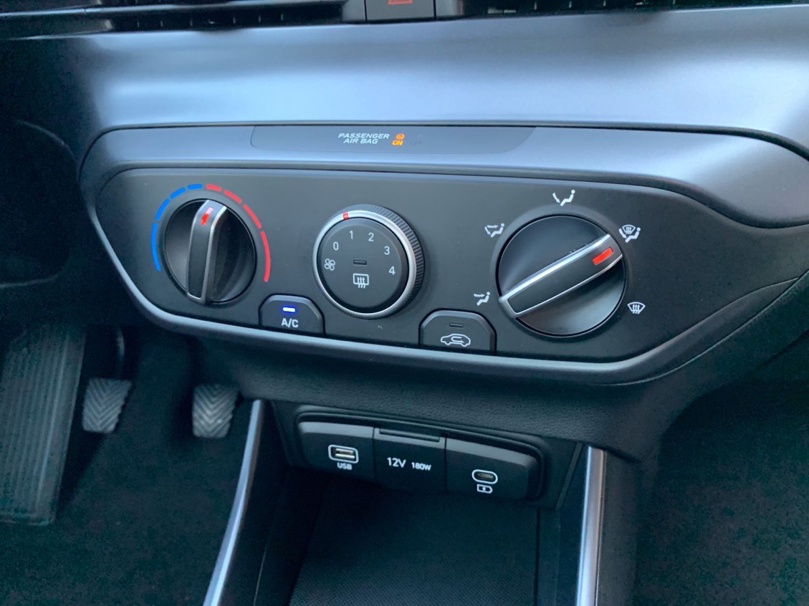 Fahrzeugabbildung Hyundai i20 1.2 Select Navi Kamera