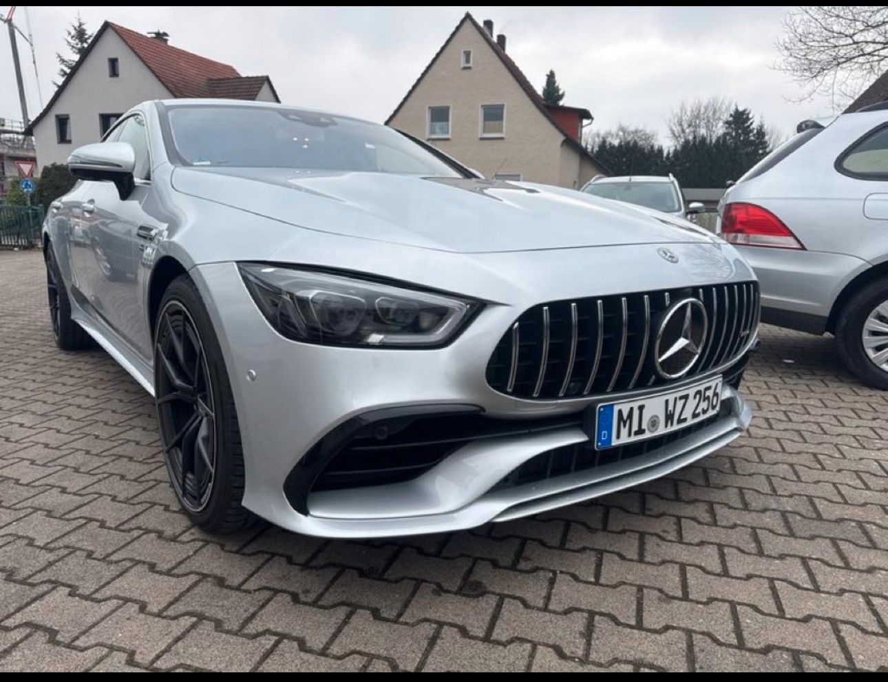 MERCEDES-BENZ AMG GT 4-trg. 43 4Matic+*Top Zustand