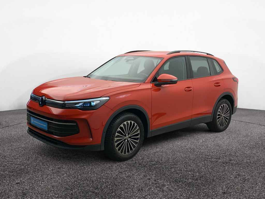 Volkswagen Tiguan — hlavná fotografia