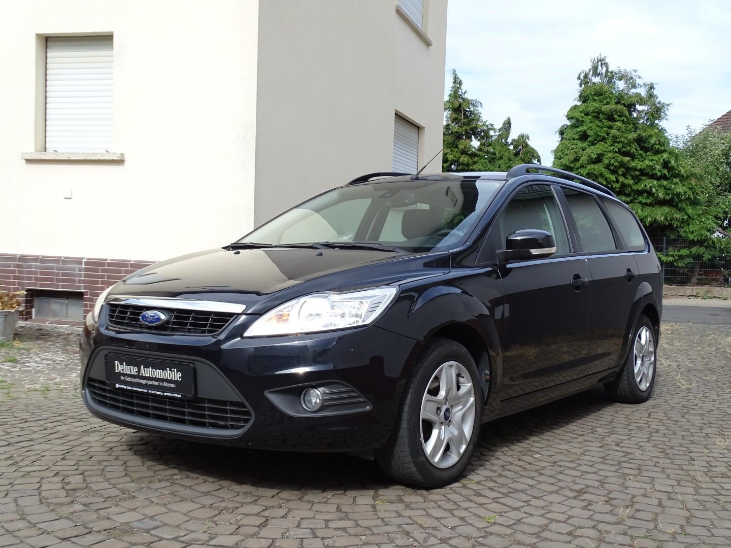 Ford Focus 2011 — photo 10