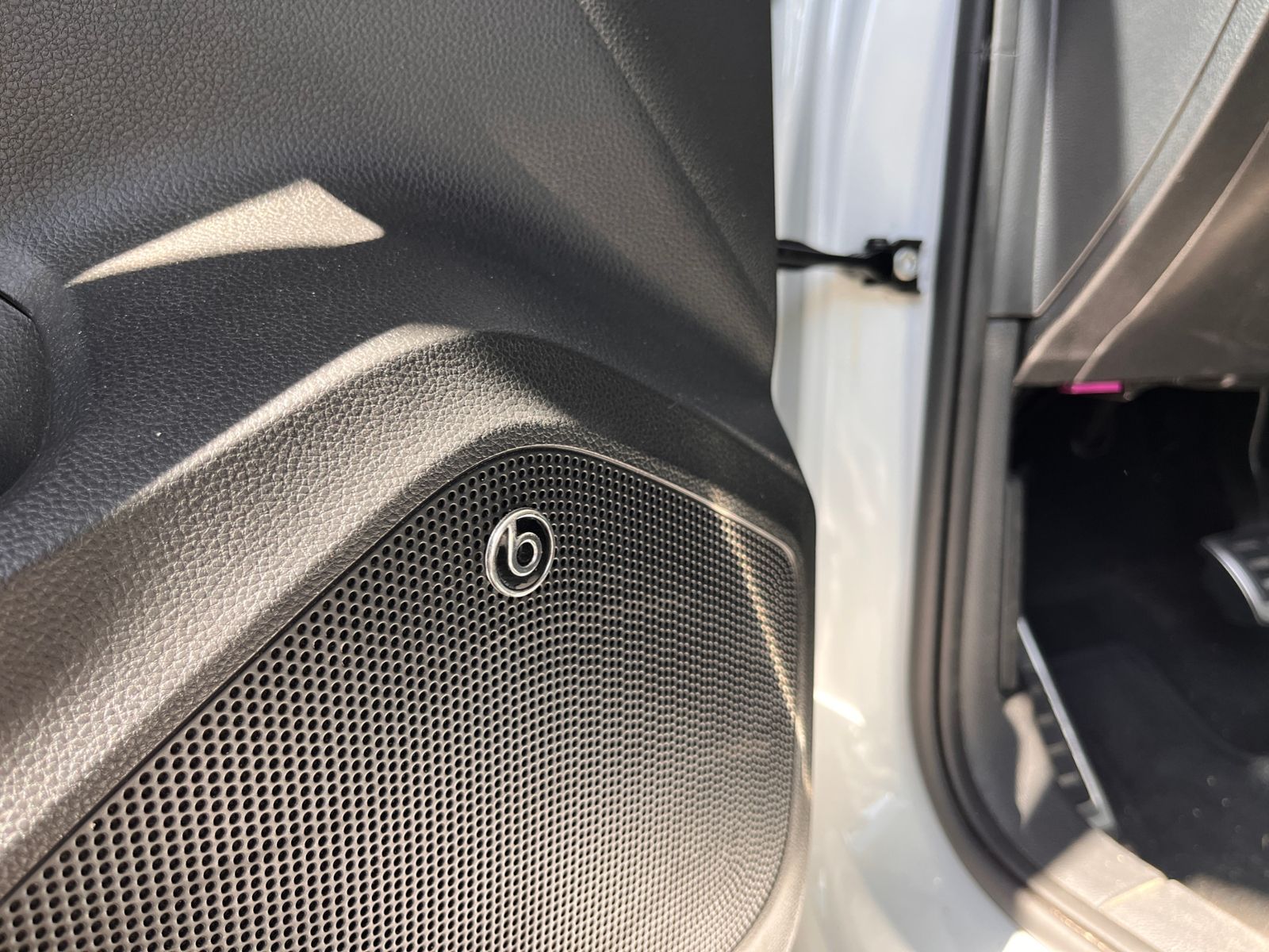Fahrzeugabbildung CUPRA Ateca 4Drive AHK PANO LED NAVI 360° KAM