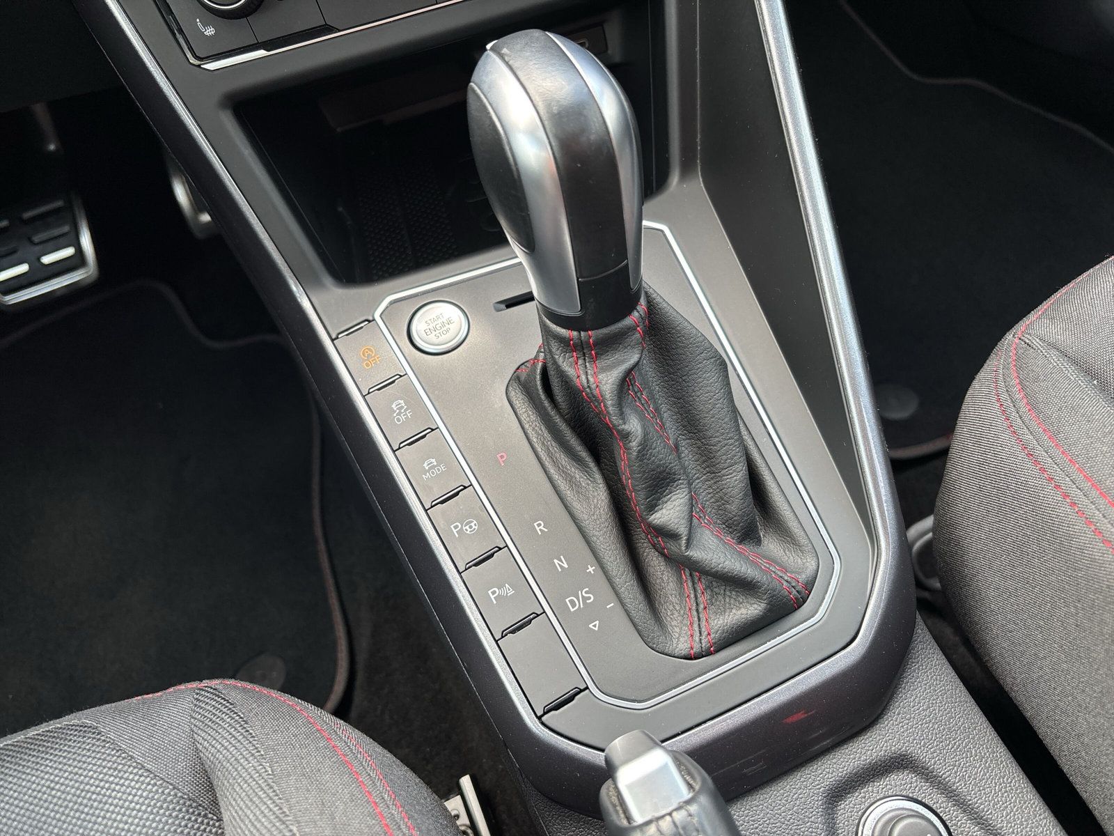 Fahrzeugabbildung Volkswagen Polo GTI 2.0 TSI Kamera Pano AppConnect