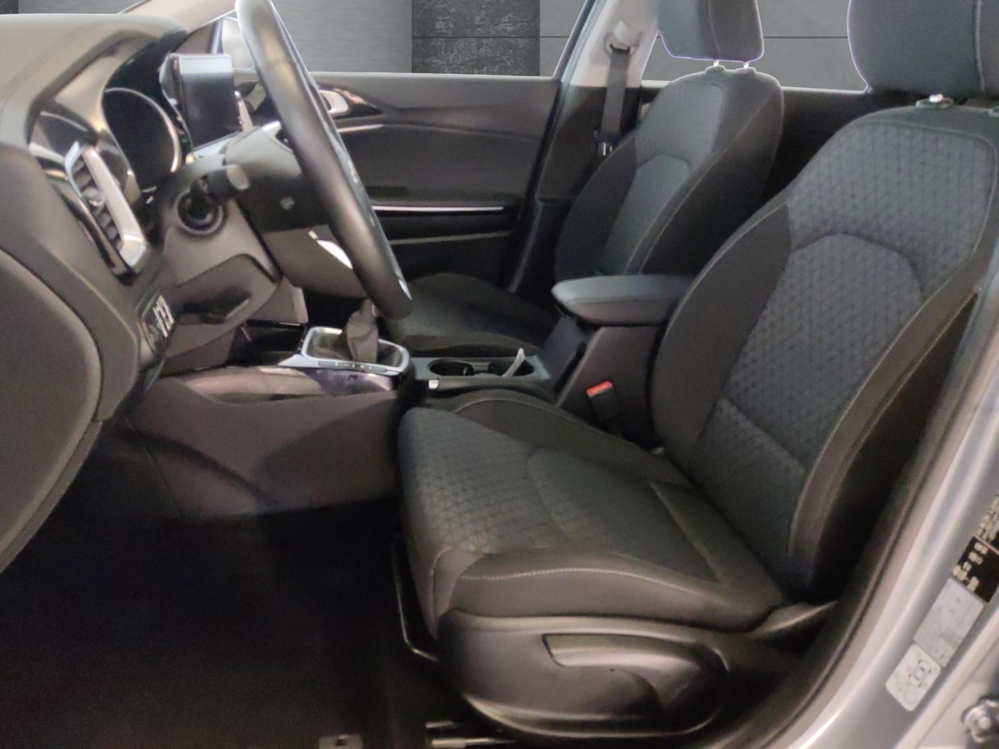 Kia Ceed_sw 1.5 Vision Navi Sitzheizung AHK-abnehmba