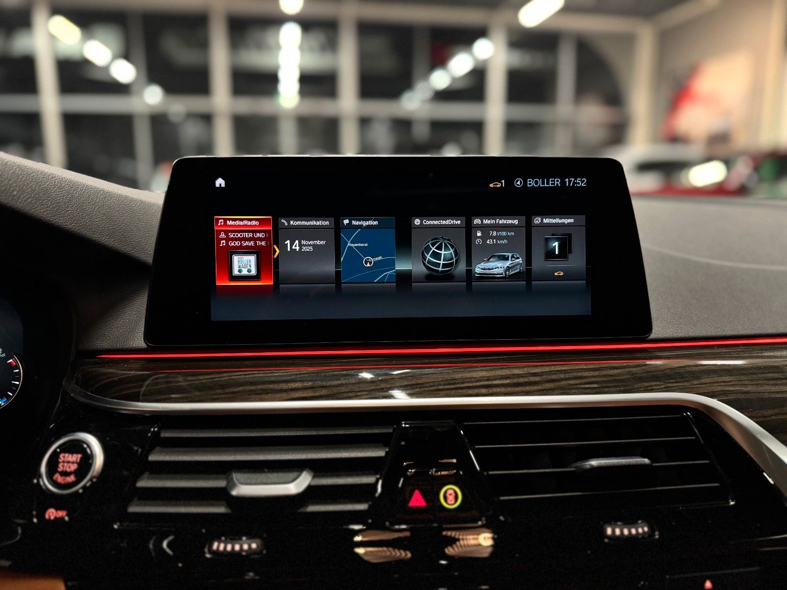 Fahrzeugabbildung BMW 530D Touring Sport Line Voll+AHK+Garantie