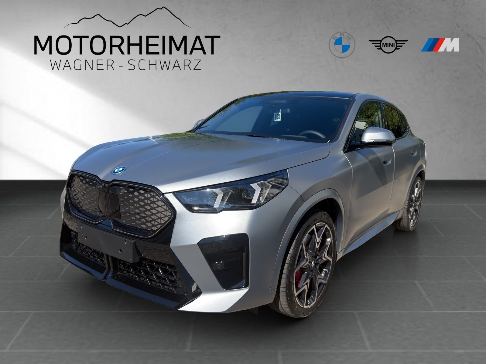 BMW iX2 xDrive30