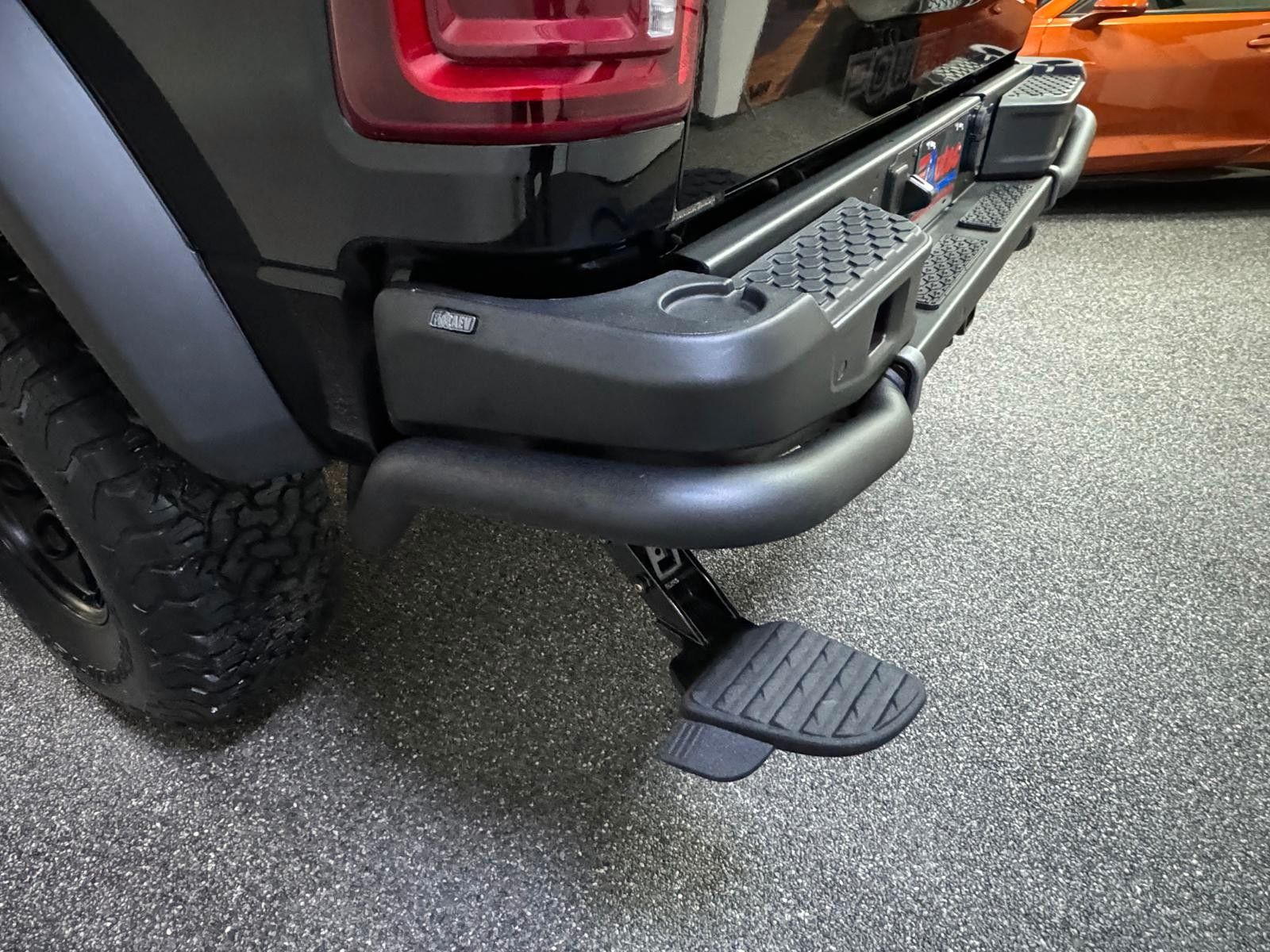 Fahrzeugabbildung Dodge 2500 AEV POWERWAGON OFF ROAD 6.4L-V8 39"-WINDE