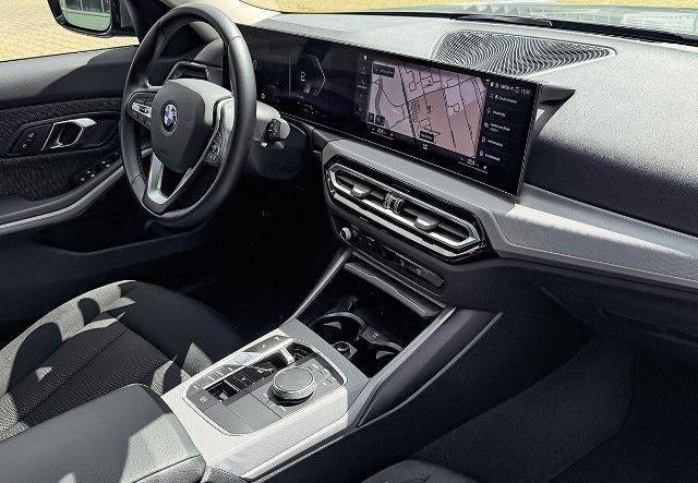 BMW 320 d xDriveTouring.Drive Asst.Curved.LED.SHZ. foto 24