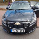 Chevrolet Cruze 1.6 Benzin- TÜV 11.2027, UNFALLFREI, Klima - Chevrolet Cruze: Schwarz