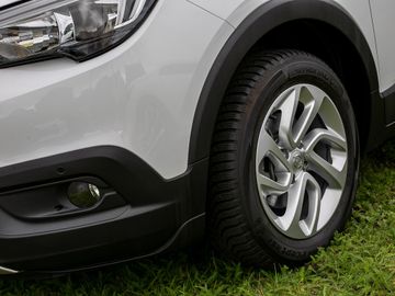 Opel Crossland 1.2 Innovation Sicht-Paket Navi