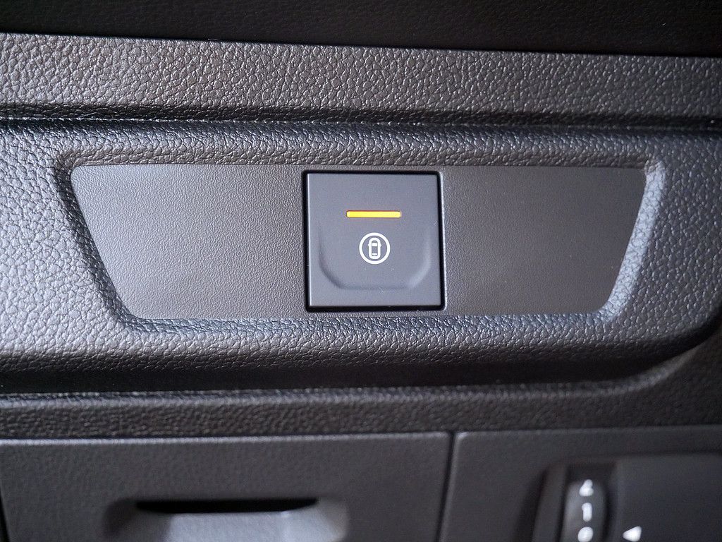 Fahrzeugabbildung Dacia Sandero Stepway Expression TCe 90 CVT AUTOMATIK