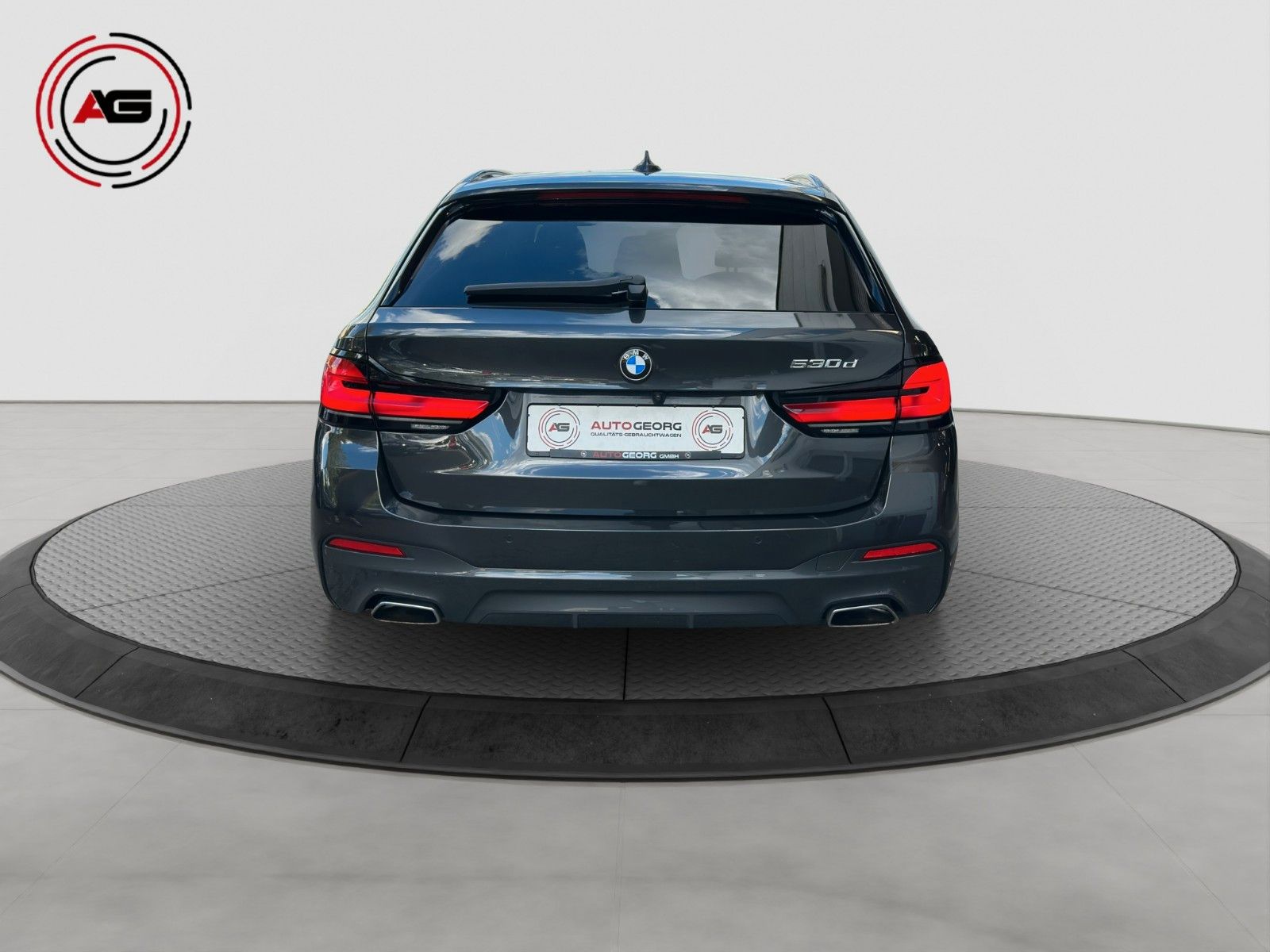 BMW 530dT M-SPORT LC.PRO ACC LASER PANO HUD STANDHZG foto 5
