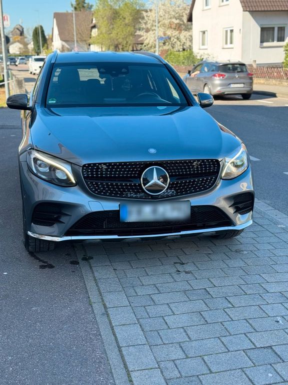 Image of Mercedes-Benz GLC 220