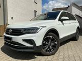 Volkswagen Tiguan Active CARPLAY*NAVI*LED*KAMERA*AHK*ACC*