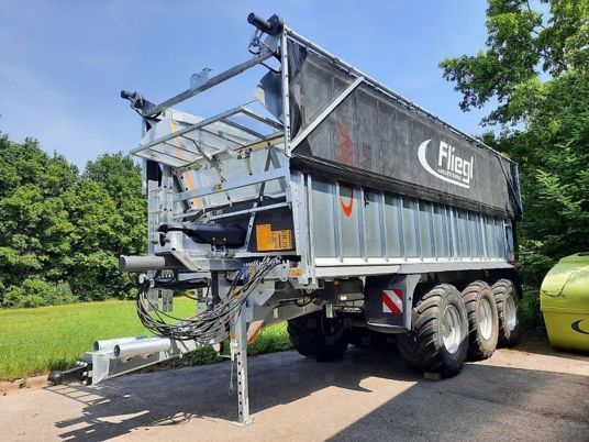 Fliegl ASW 381 TAURUS FOX 45m³ + Top Lift Light