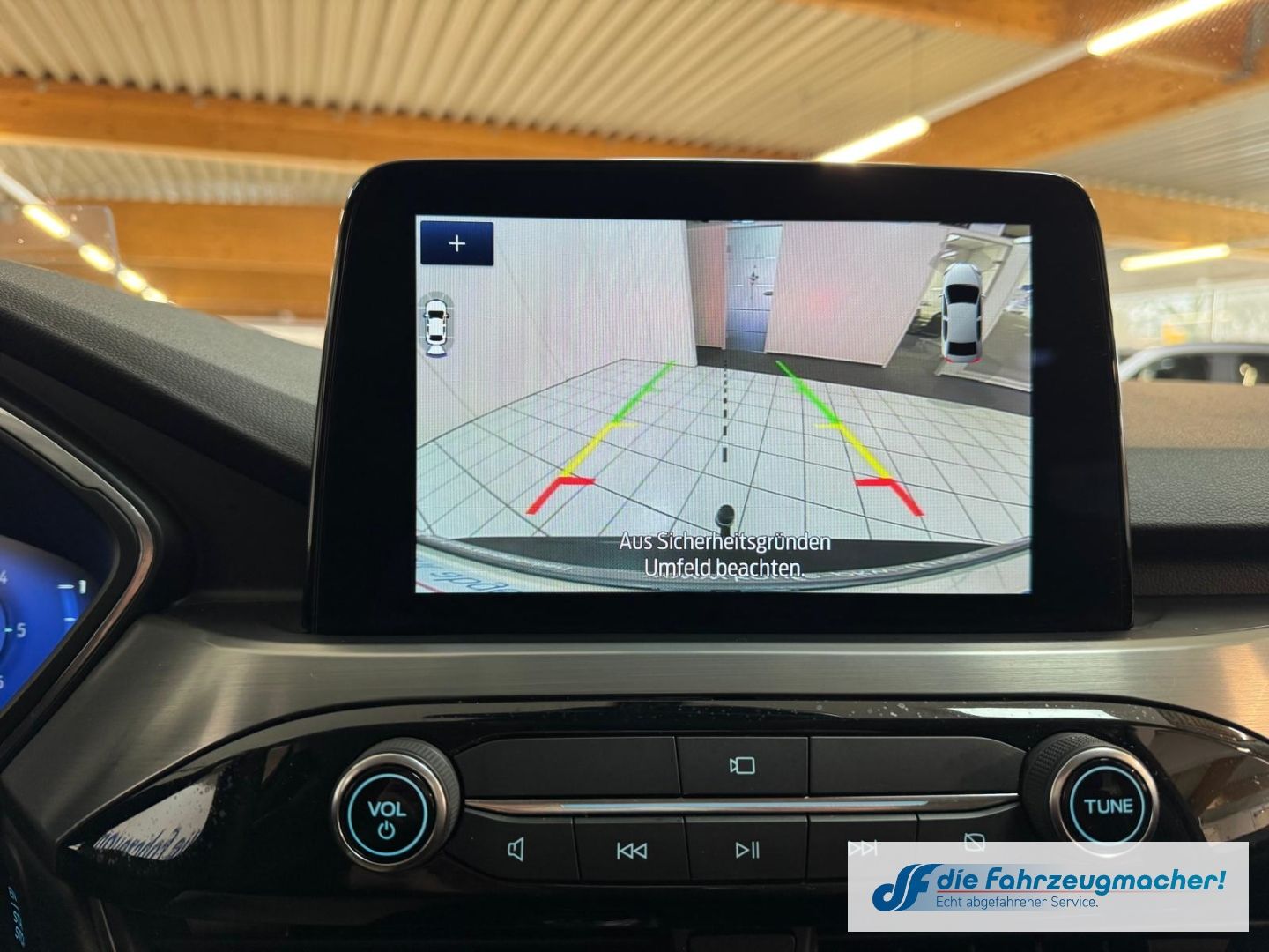 Fahrzeugabbildung Ford Kuga Titanium X HUD Navi Digitales Cockpit Sound