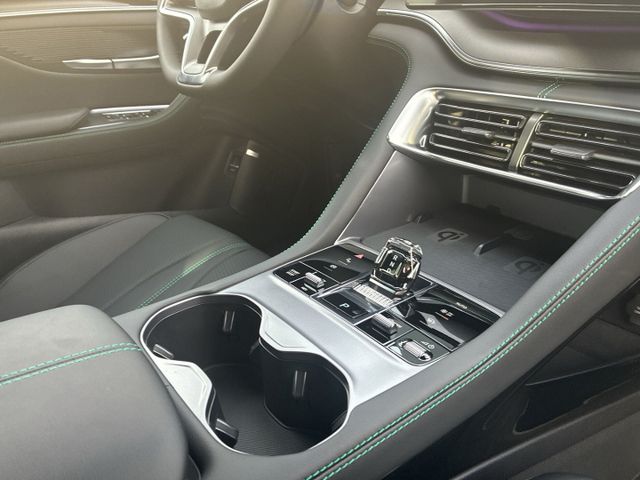 BYD Seal U DM-i Design AWD+Pano+360Kam+ACC+HUD+Sitzk