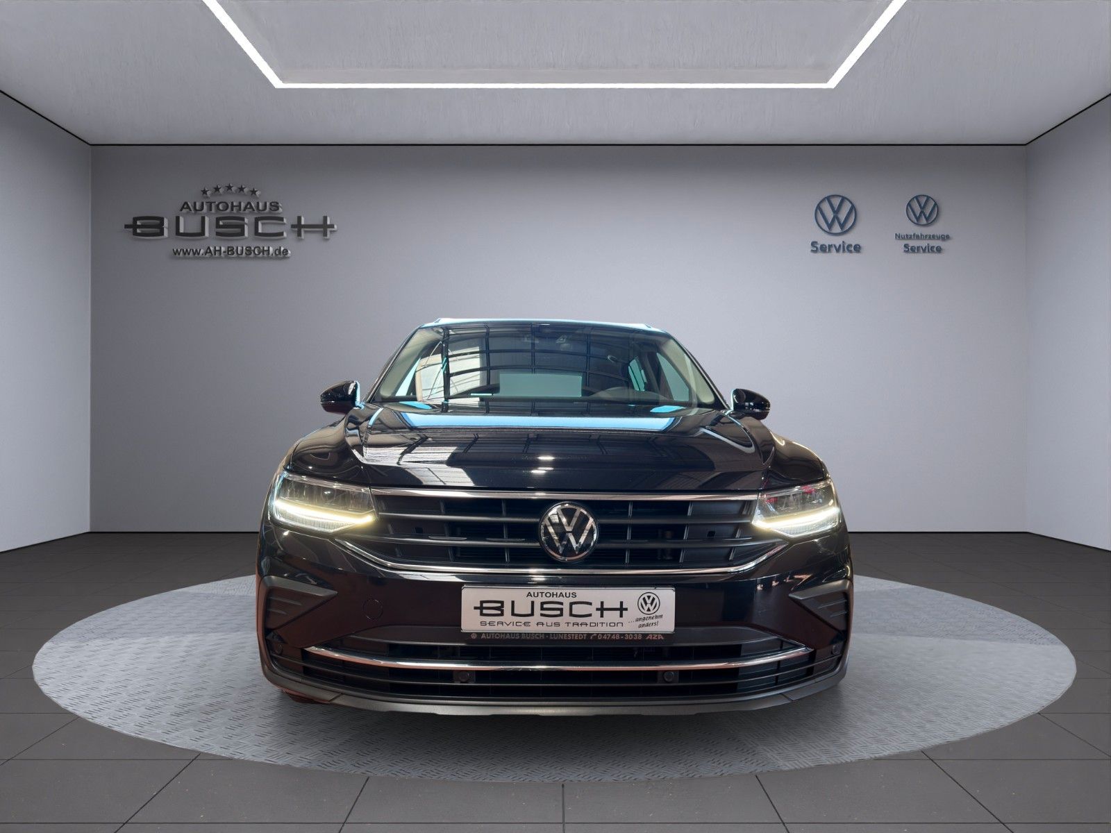 Volkswagen Tiguan Active 2.0 TDI 90KW 6-Gang AHK Navi App foto 3