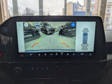 Ford Tourneo Custom 2.0 EcoBlue L1 Titanium