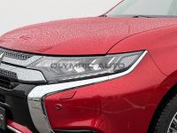 Mitsubishi Outlander 2.4 PHEV Plug-in Hybrid Top KAMERA LED - Image