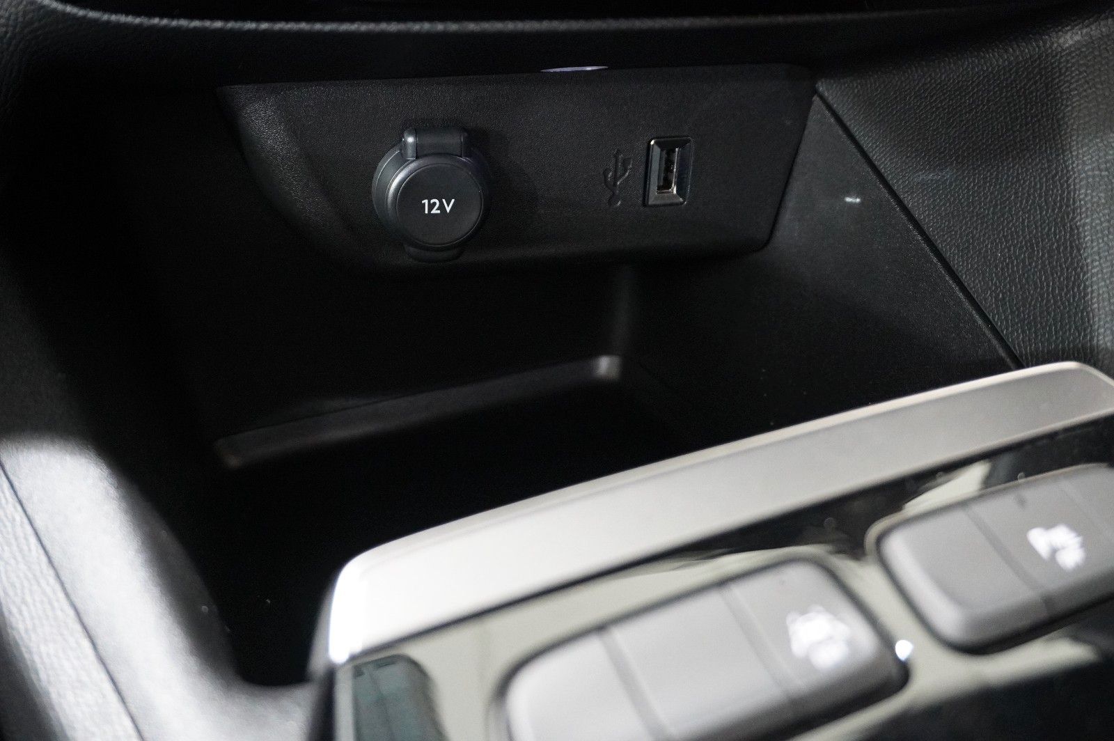 Fahrzeugabbildung Opel Mokka-e GS SPORT 1-PHASIG NAVI/LED/KAMERA/DAB+
