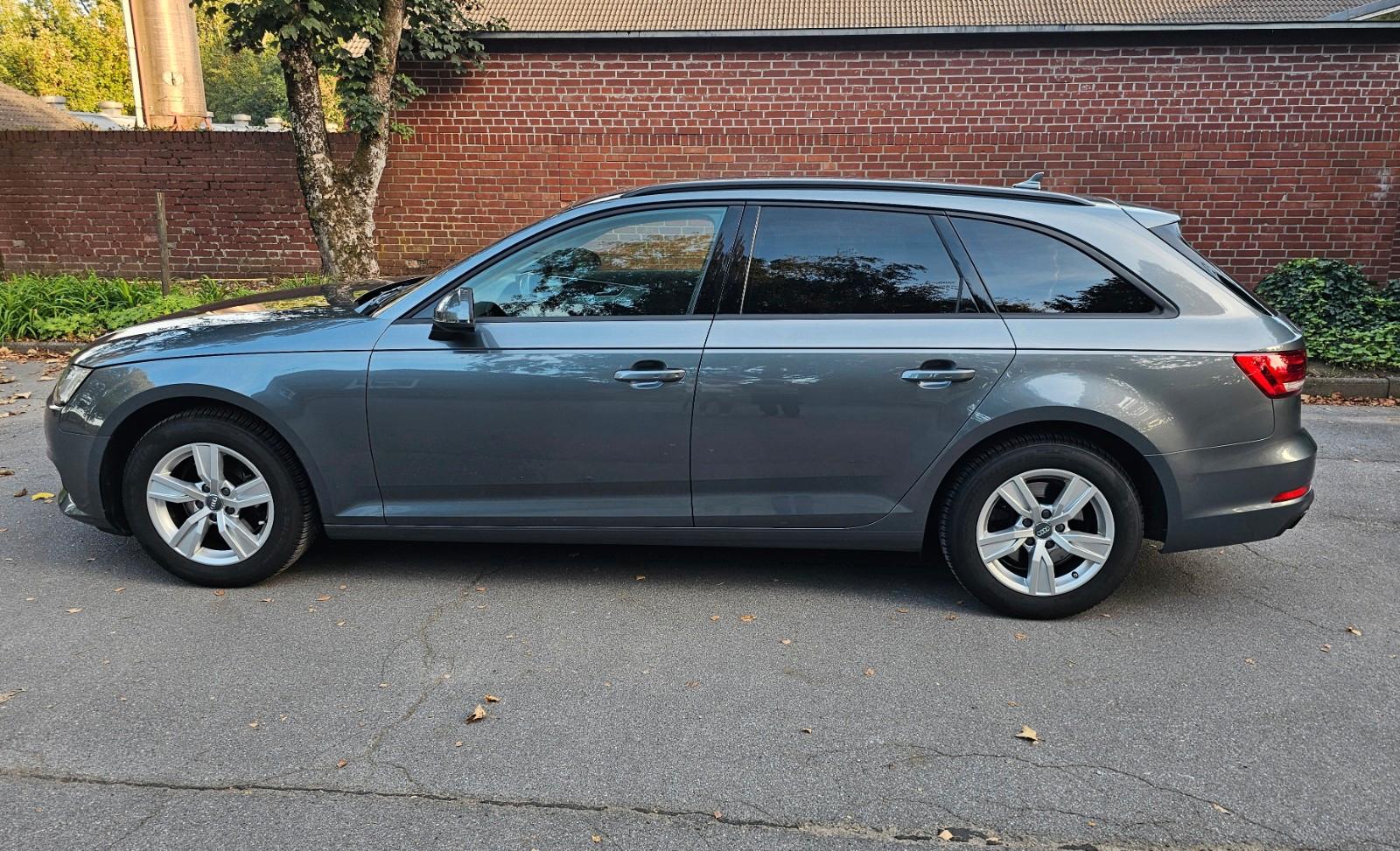 Audi A4 30 TDI S tronic design Avant design