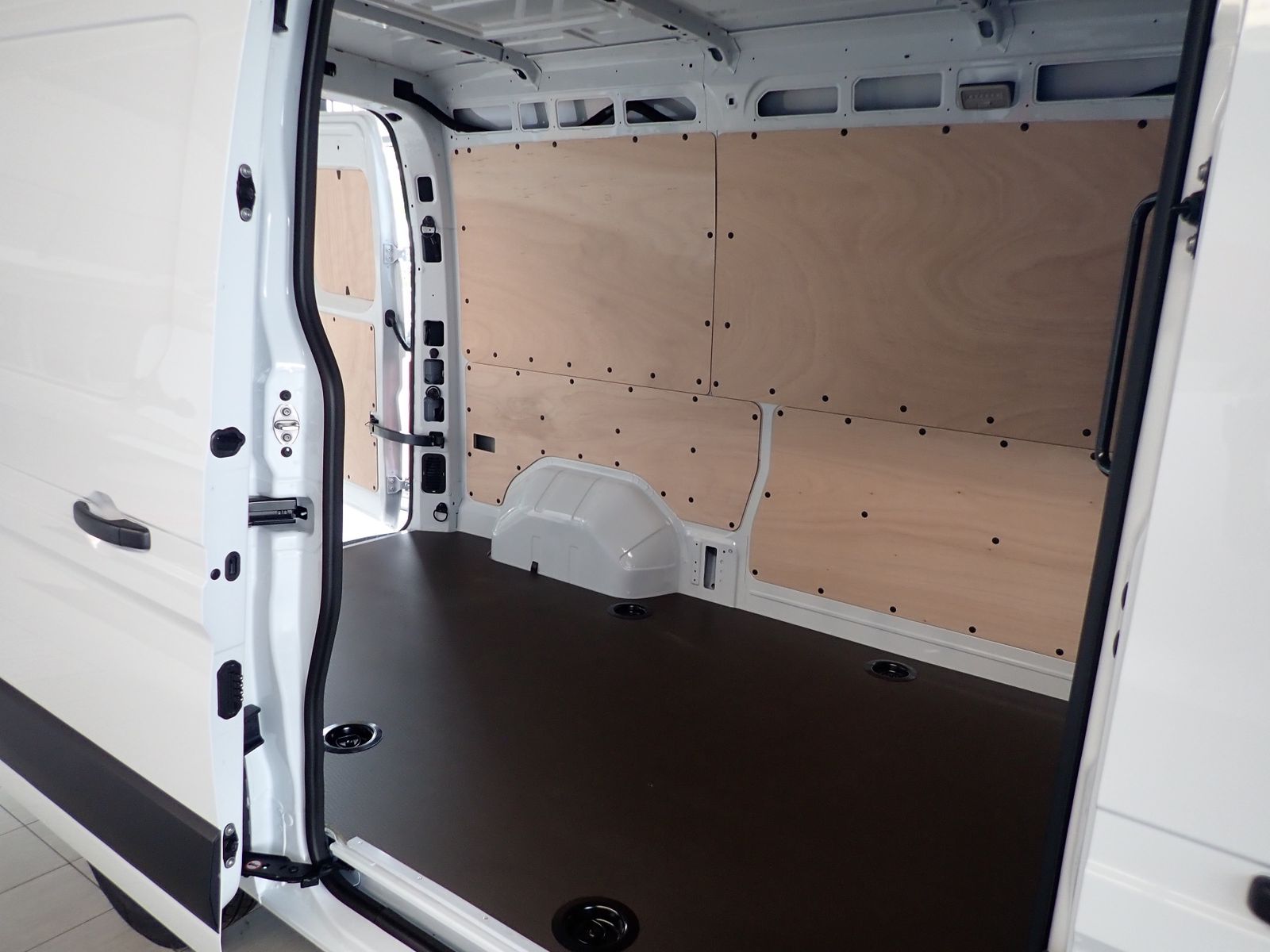 Fahrzeugabbildung Renault Master Kastenwagen FWD Kasten Business+ L2H2 3,5