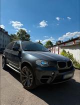 BMW X5 xDrive35i - - BMW X5 aus 2011
