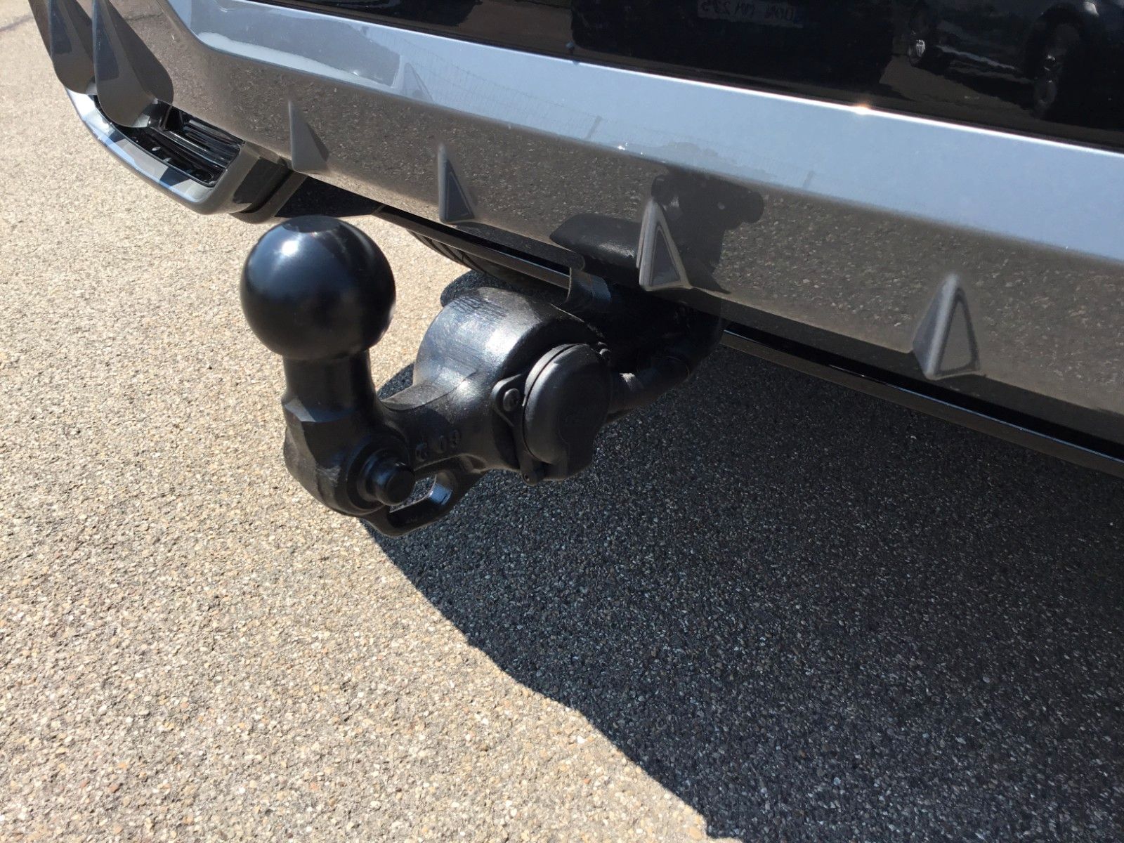 Fahrzeugabbildung CUPRA Terramar 1.5 eTSI DSG+AHK+360°+Headup+ACC