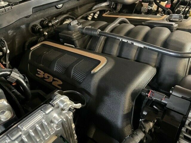 Fahrzeugabbildung Jeep 392 UNLIMITED RUBICON 6.4L-V8 SKY ONE TOP-CAM