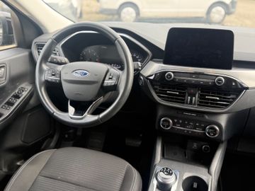 Ford Kuga - 10
