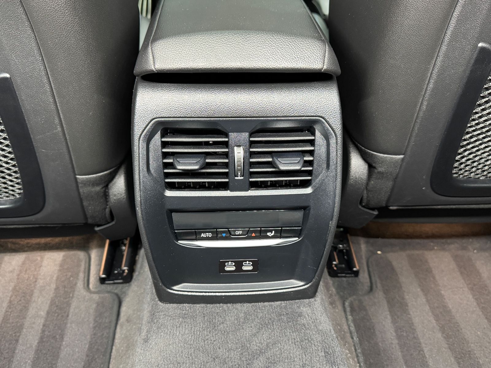 Fahrzeugabbildung BMW 320d M SPORT PRO Touring |PANO|HEAD-UP|AHK