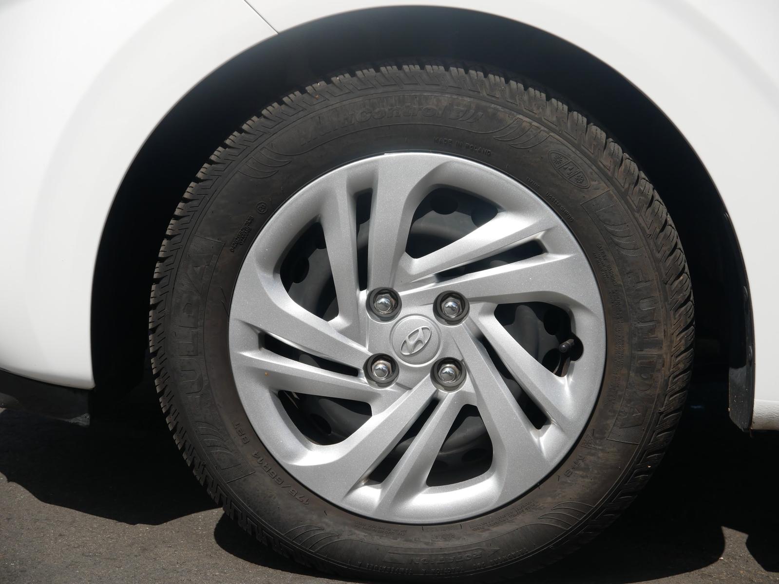 Hyundai i10 1.0 Edition 30 Klima DAB Tempomat Bluetooth