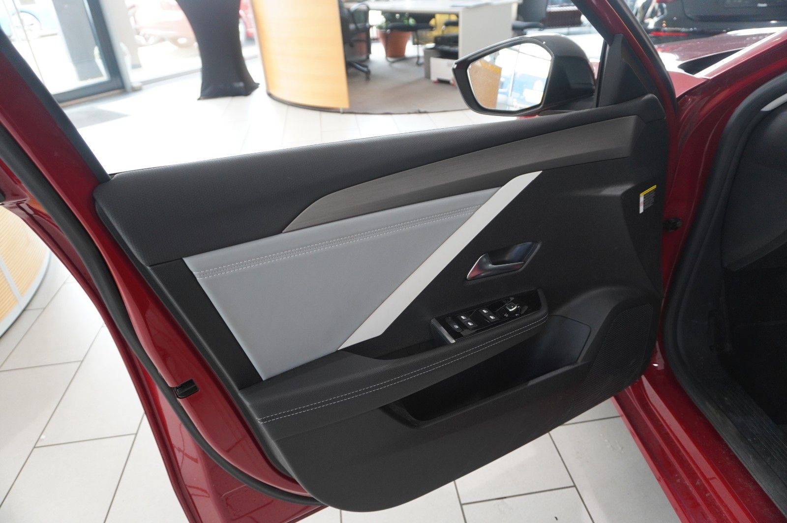 Fahrzeugabbildung Opel Astra L ST 1.5D ELEGANCE NAVI/LED/KAMERA/SHZ/DAB