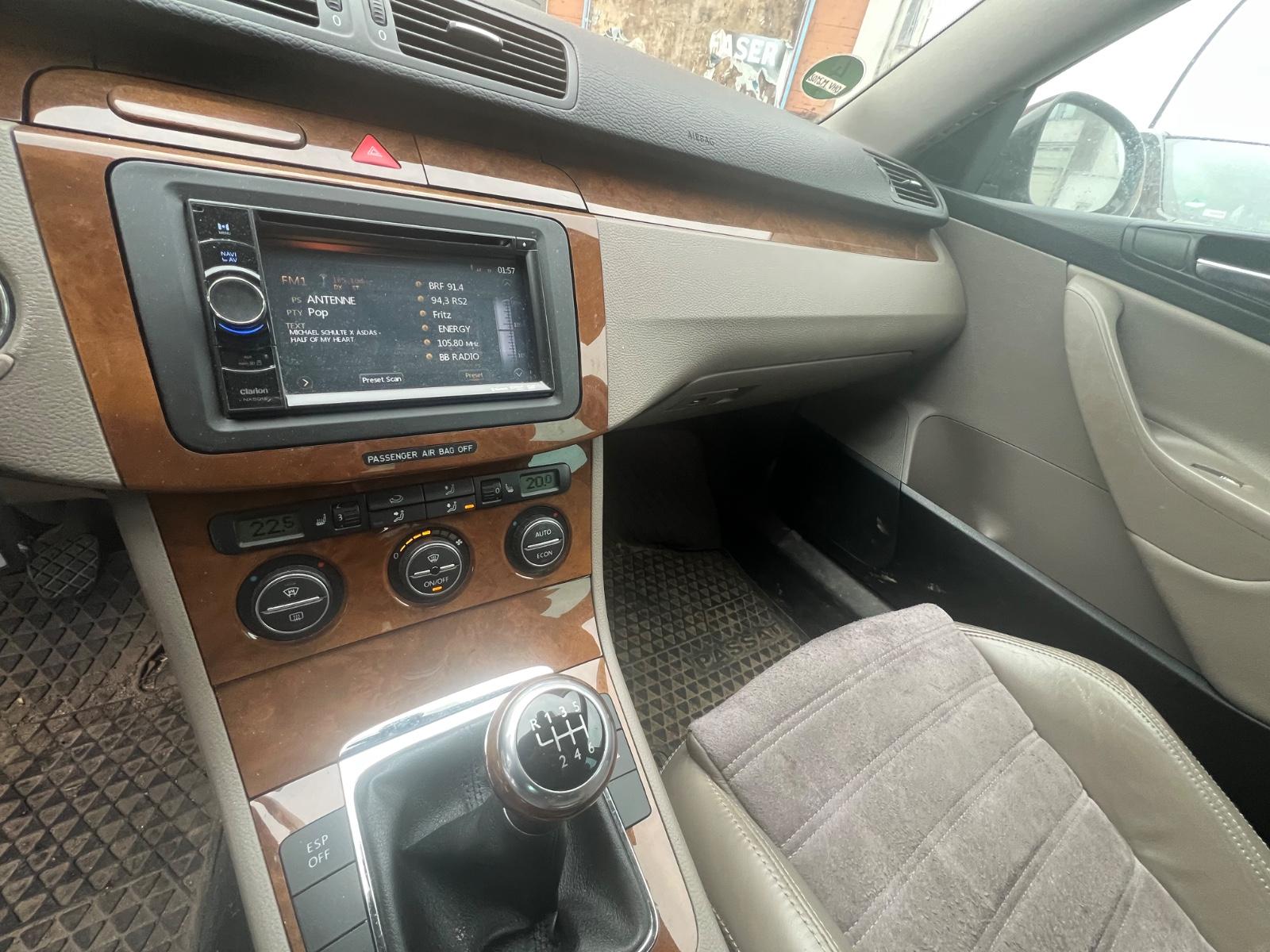 Volkswagen Passat 2006 — photo 12