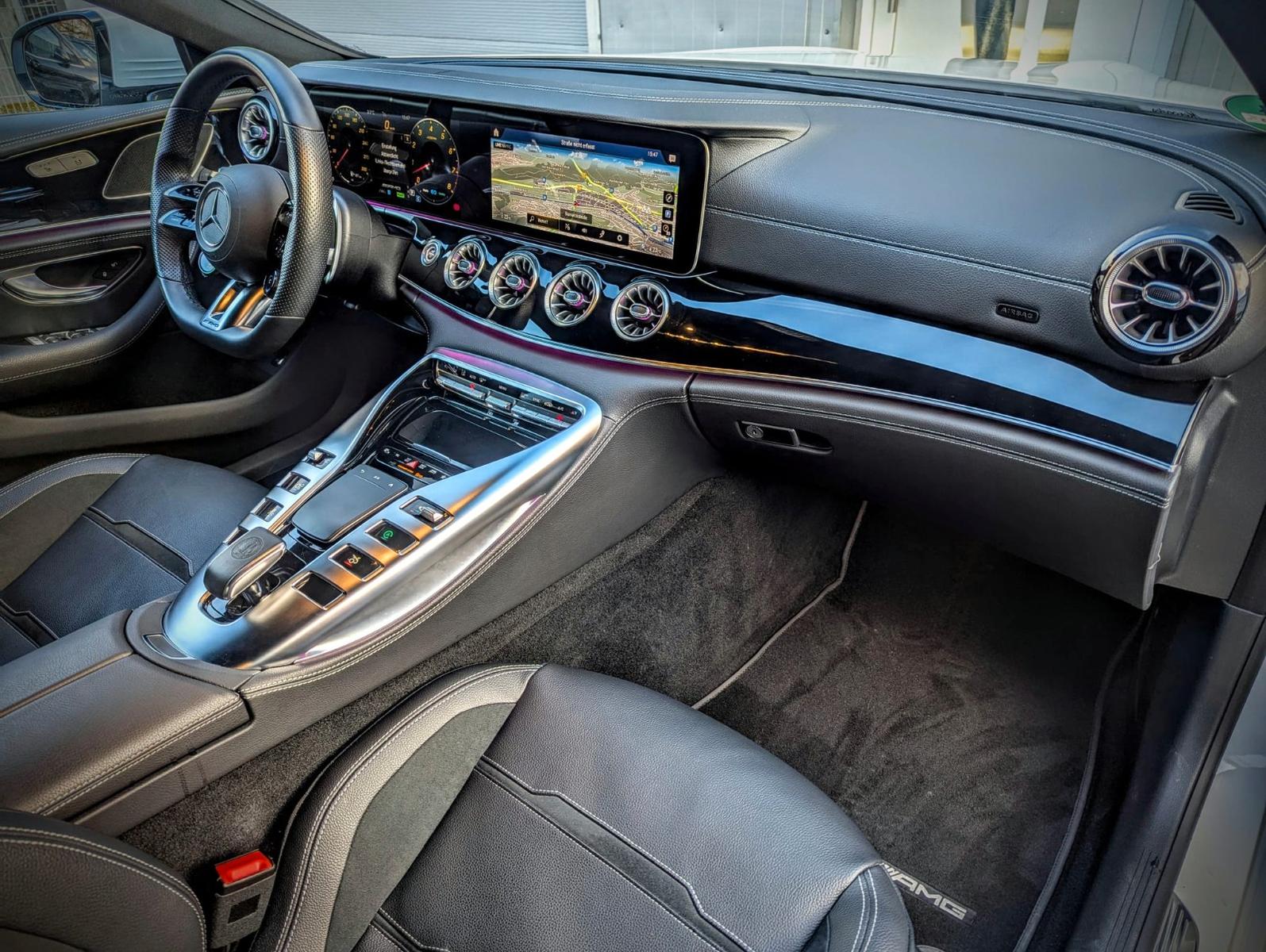 Mercedes-Benz AMG GT 43*Multibeam*Park-Paket*Widescreen*19"