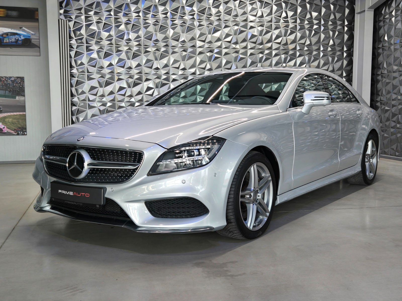 MERCEDES-BENZ CLS 350d*LED*AMG*SCHIEBEDACH*CARPLAY