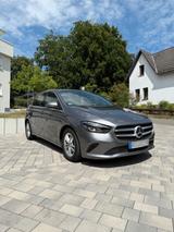 Mercedes-Benz  B 200 d  Progressive+Navi+LED