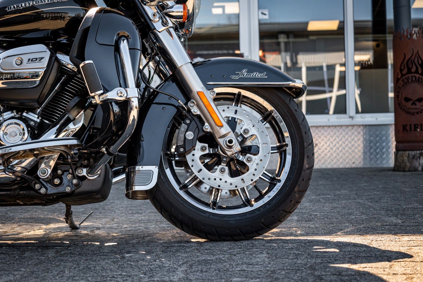 Fahrzeugabbildung Harley-Davidson ELECTRA GLIDE ULTRA LIMITED FLHTK 107 CUI