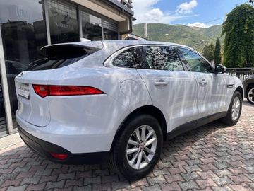 Jaguar F-Pace - 2