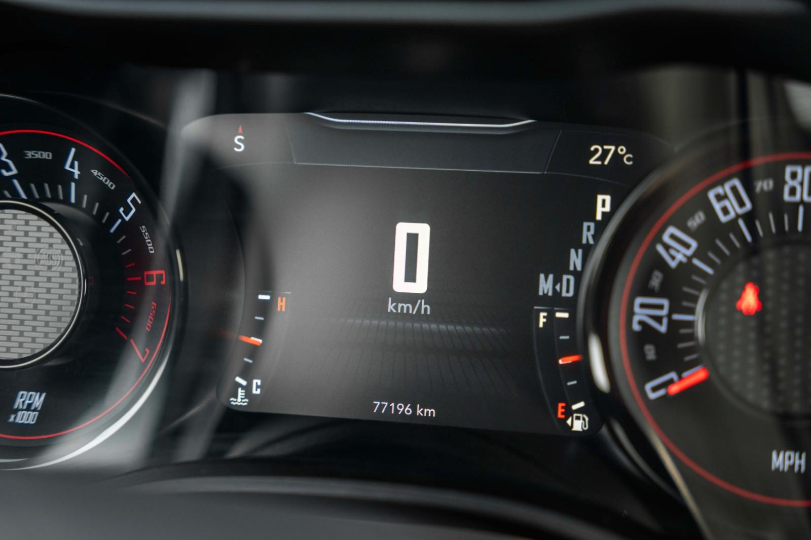Dodge Challenger 5,7 R/T HEMI NAV ALPINE KAMERA LED, миниатюра 29