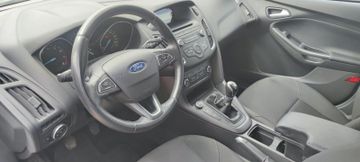 Ford Focus - 9
