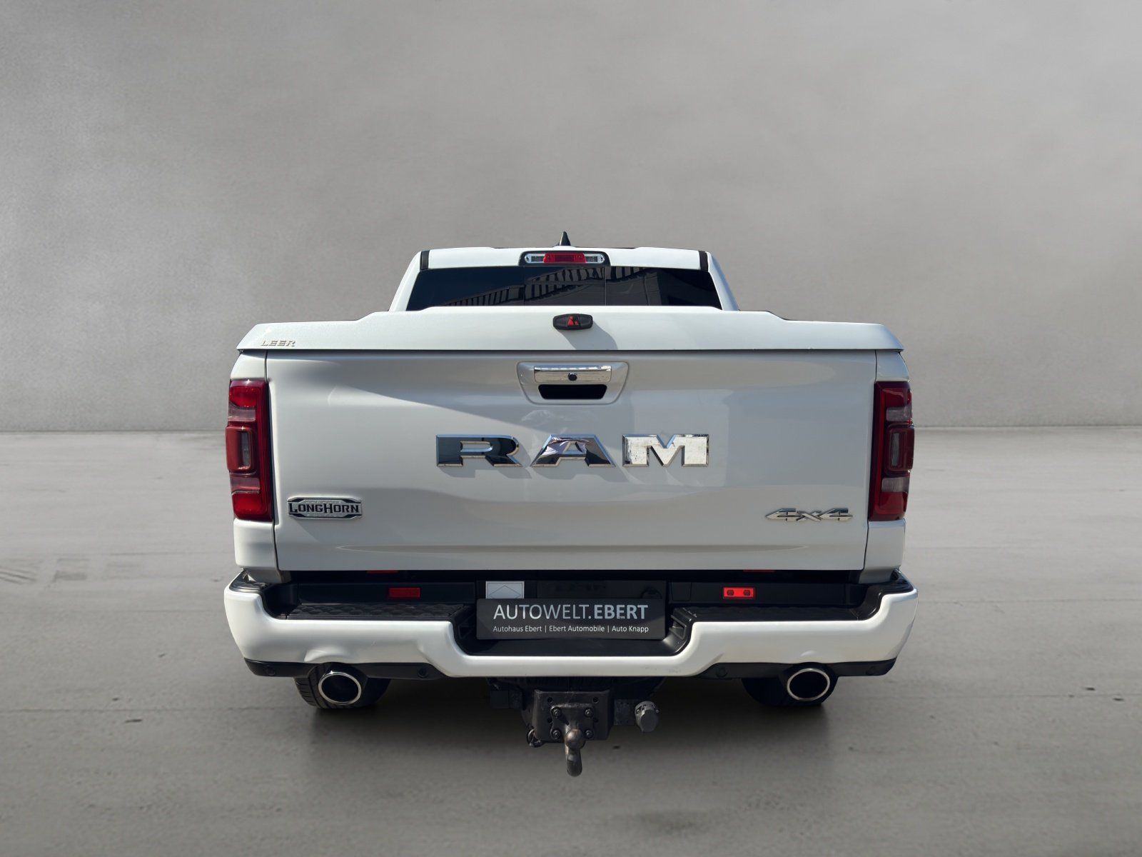 Fahrzeugabbildung Dodge RAM 1500 5.7 V8 4x4 LARAMIE LONGHORN LPG 200L