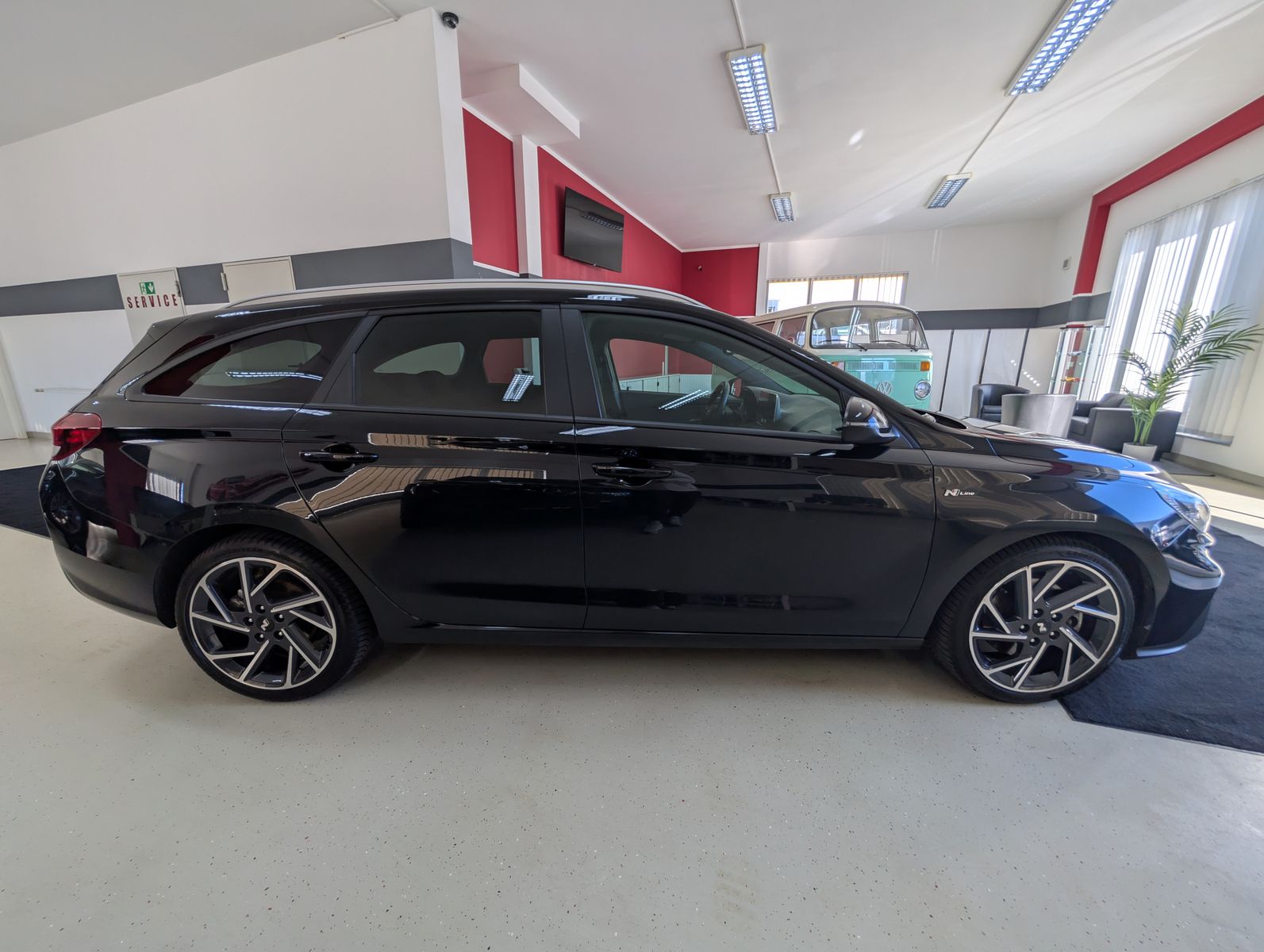 Fahrzeugabbildung Hyundai i30 N Line Mild-Hybrid LED TEMP CARPLAY KAM PANO