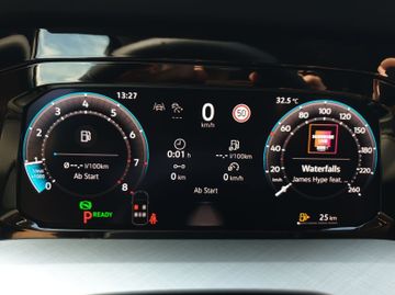 Volkswagen Golf - 10