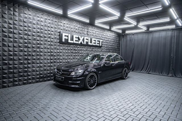 Mercedes-Benz C 63 AMG Deutsch U-Frei 2Hand