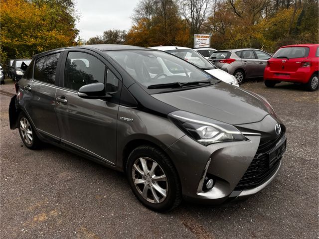 Toyota Yaris Hybrid Style Selection