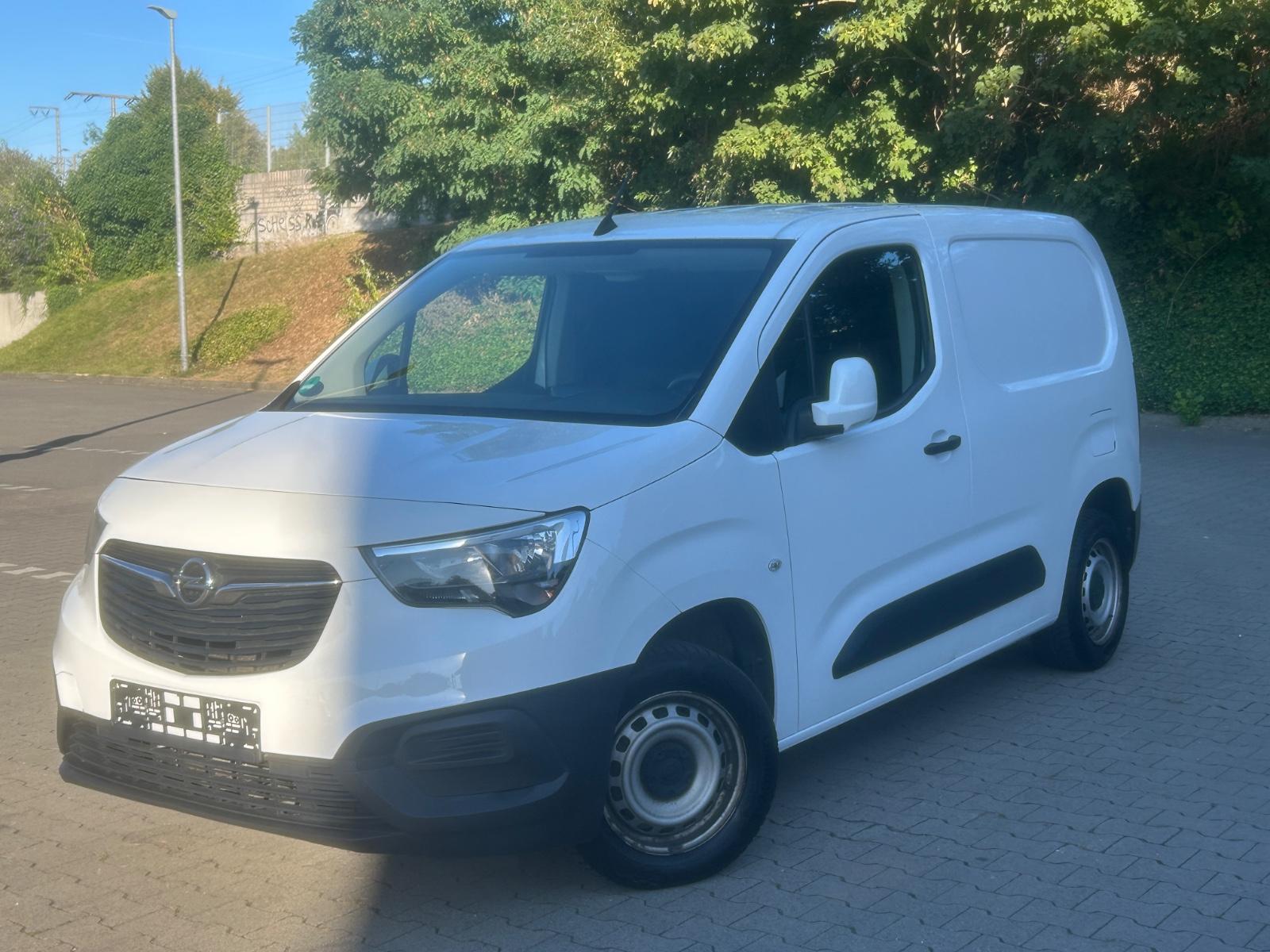 Opel 2x Combo E Cargo Edition *TÜV*AC*Scheckheft*