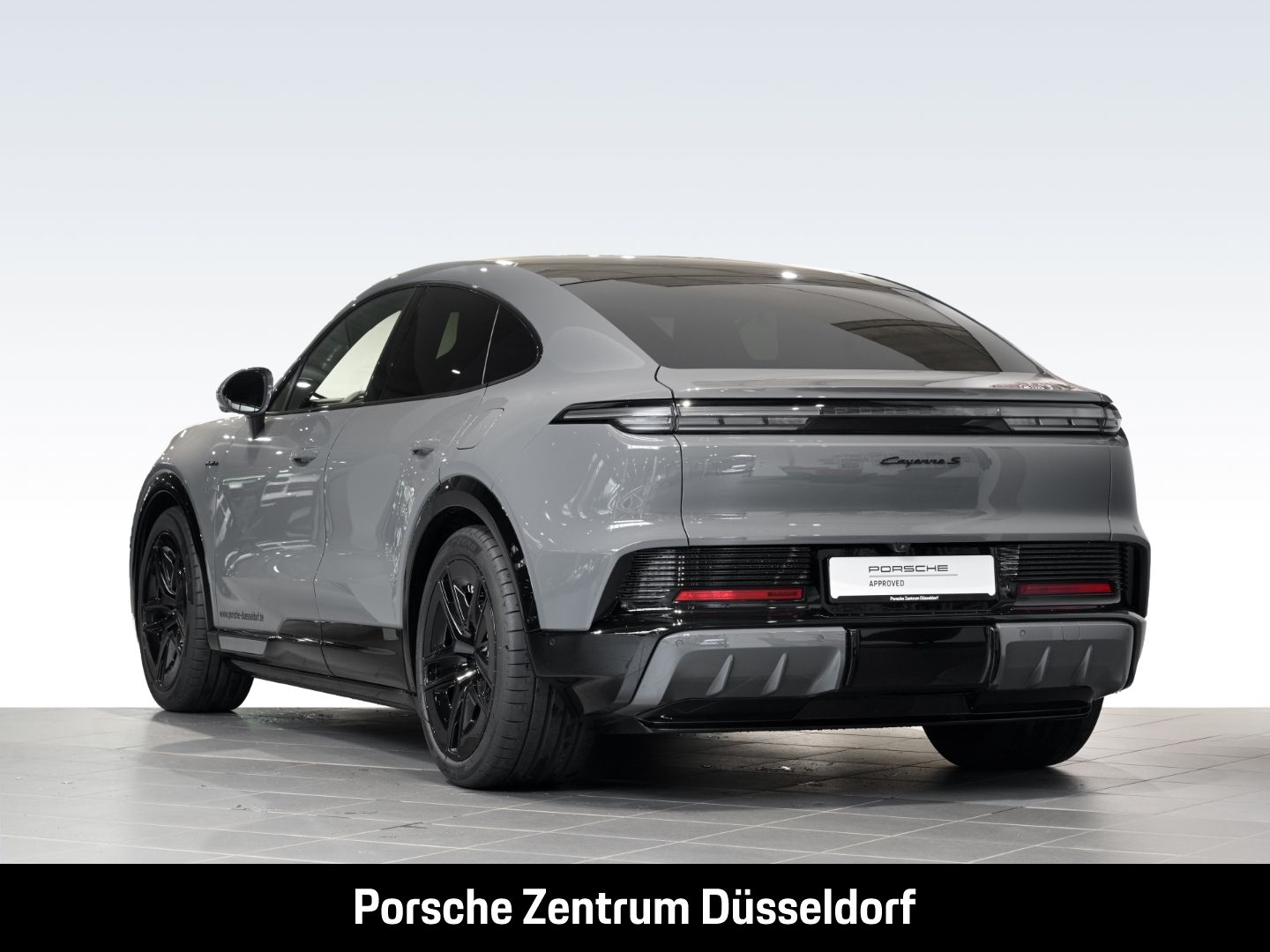 Porsche Cayenne S Coupe Electric imagem 3