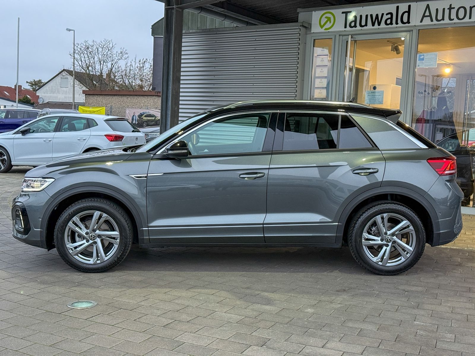 Volkswagen T-Roc - Bild 11
